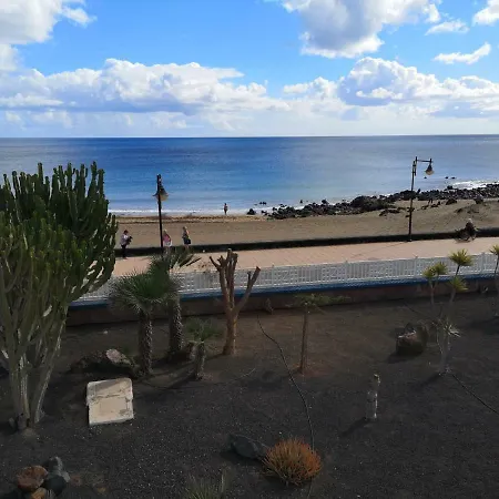 Deluxe Puerto Del Carmen Beachfront * Puerto del Carmen (Lanzarote)