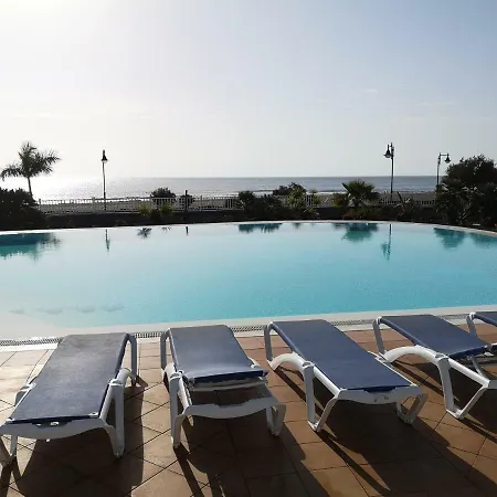 Apartment Deluxe Puerto Del Carmen Beachfront